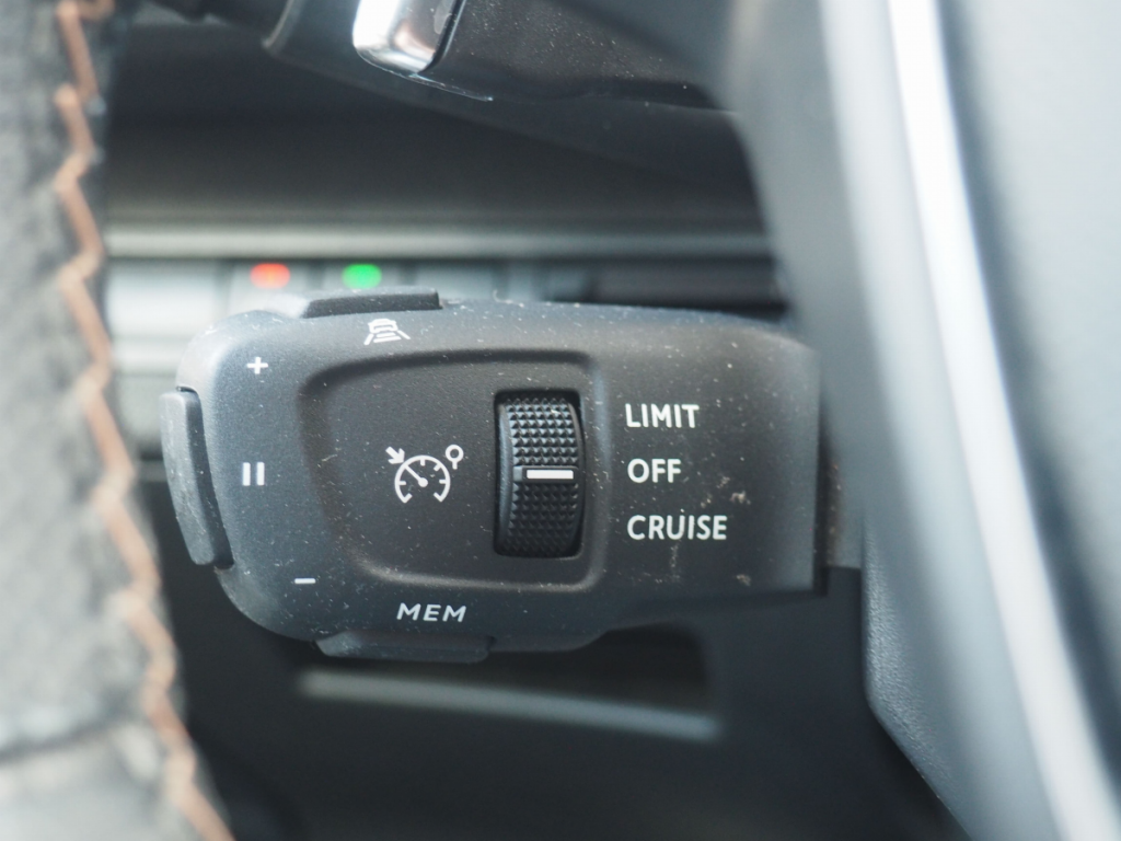 Peugeot 3008 (2) BlueHDi 130 S&S EAT8 GT