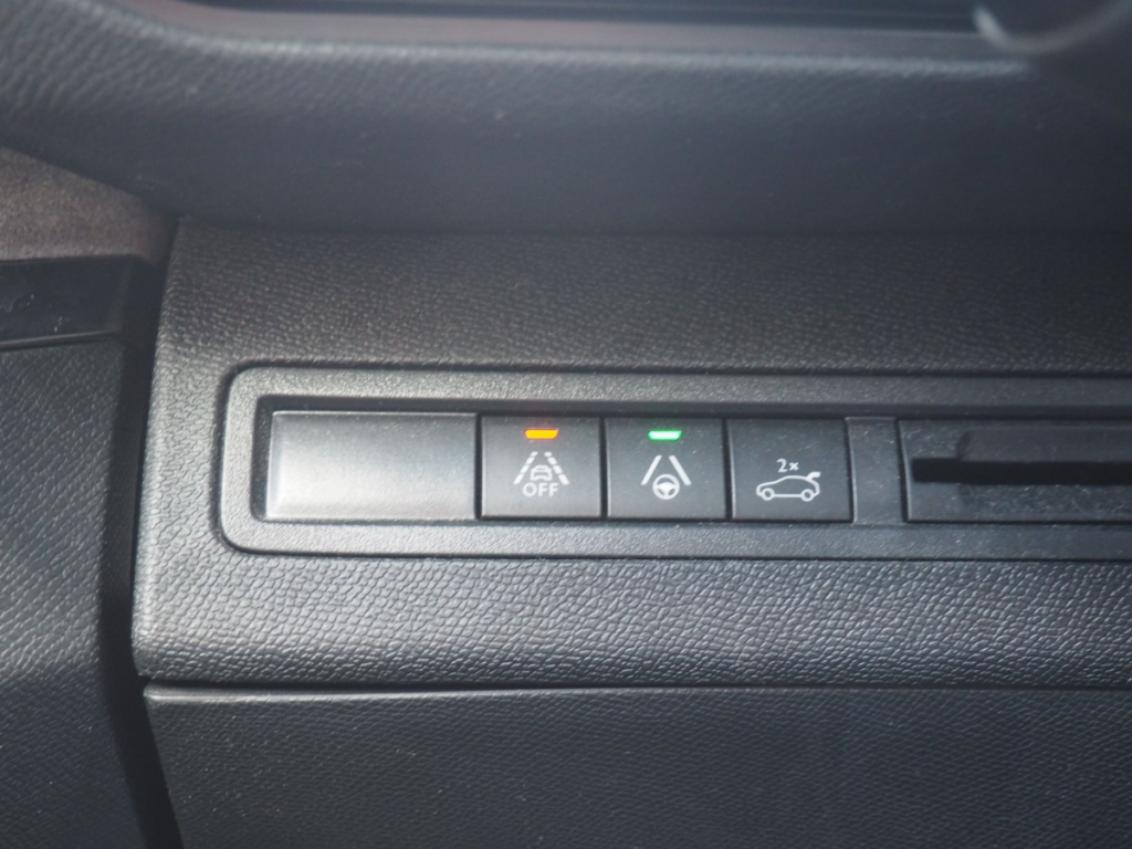 Peugeot 3008 (2) BlueHDi 130 S&S EAT8 GT