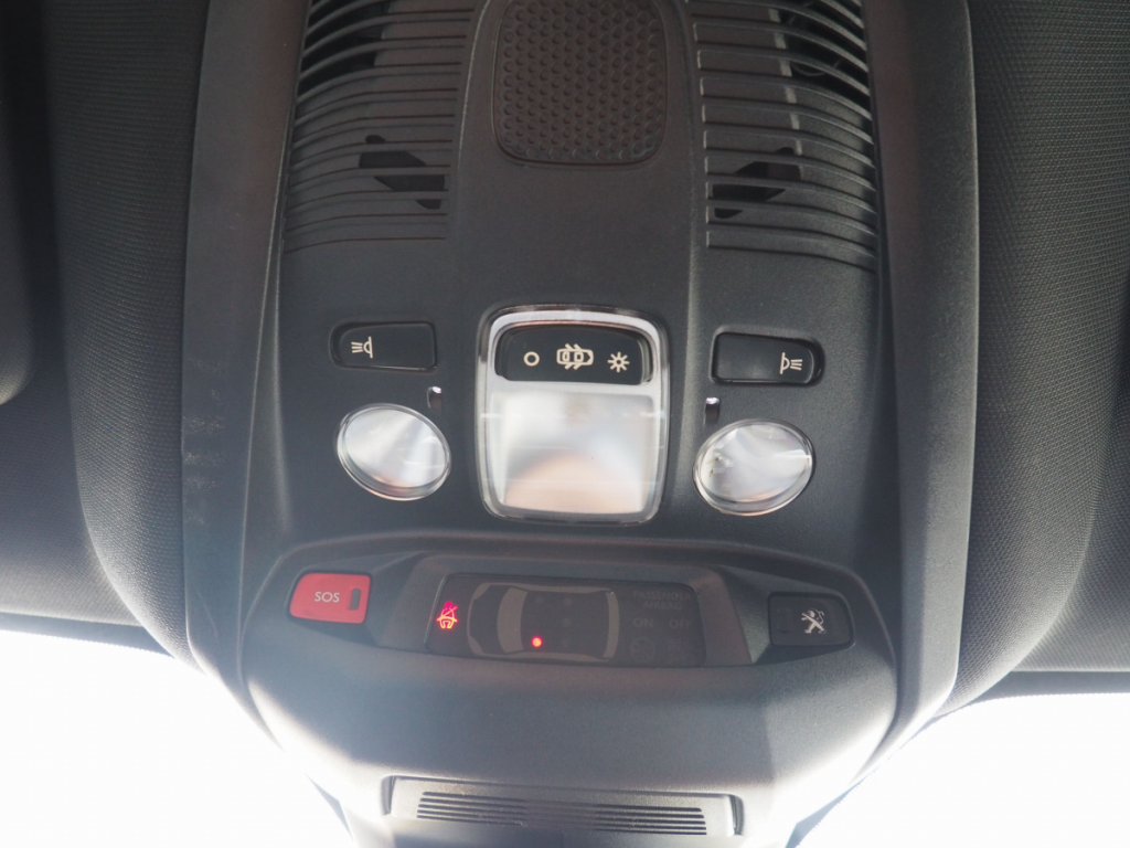 Peugeot 3008 (2) BlueHDi 130 S&S EAT8 GT