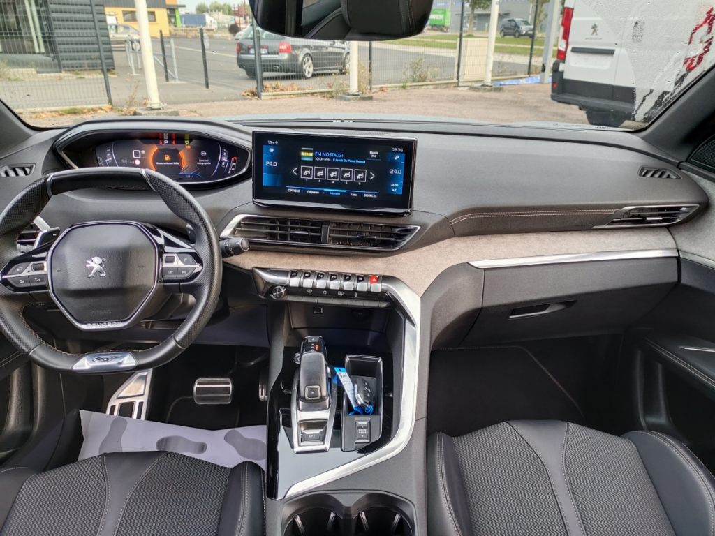 Peugeot 3008 (2) BlueHDi 130 S&S EAT8 GT