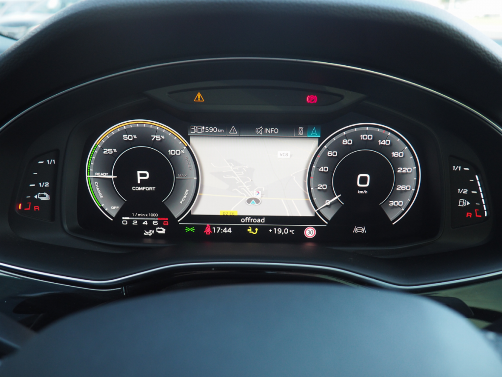 Audi Q7 (2) 60 TFSI e 456ch quattro Tip8 Competition 5 portes  (juin 2020) (co2 74)