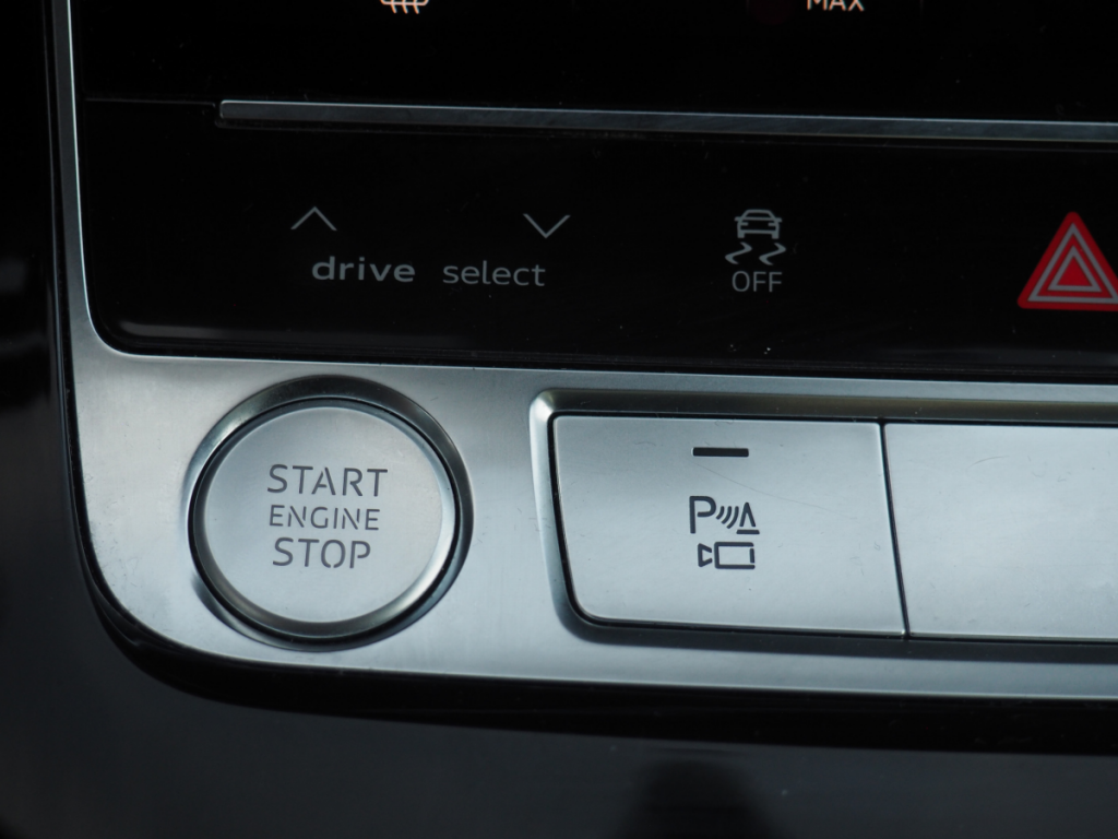 Audi Q7 (2) 60 TFSI e 456ch quattro Tip8 Competition 5 portes  (juin 2020) (co2 74)