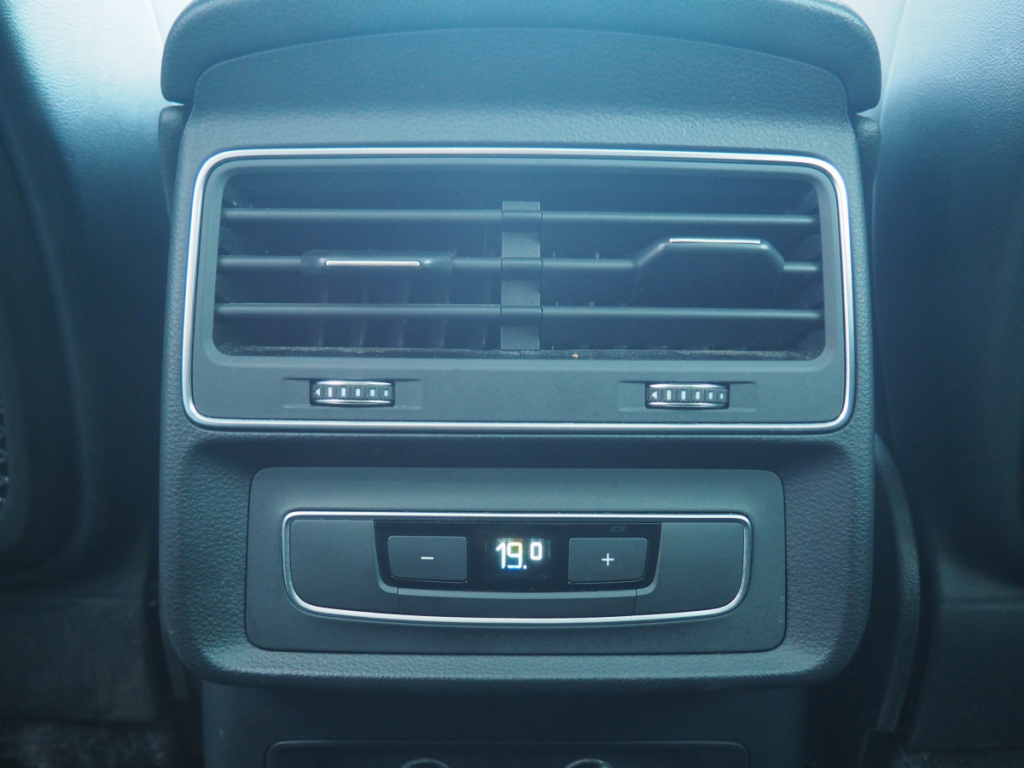 Audi Q7 (2) 60 TFSI e 456ch quattro Tip8 Competition 5 portes  (juin 2020) (co2 74)