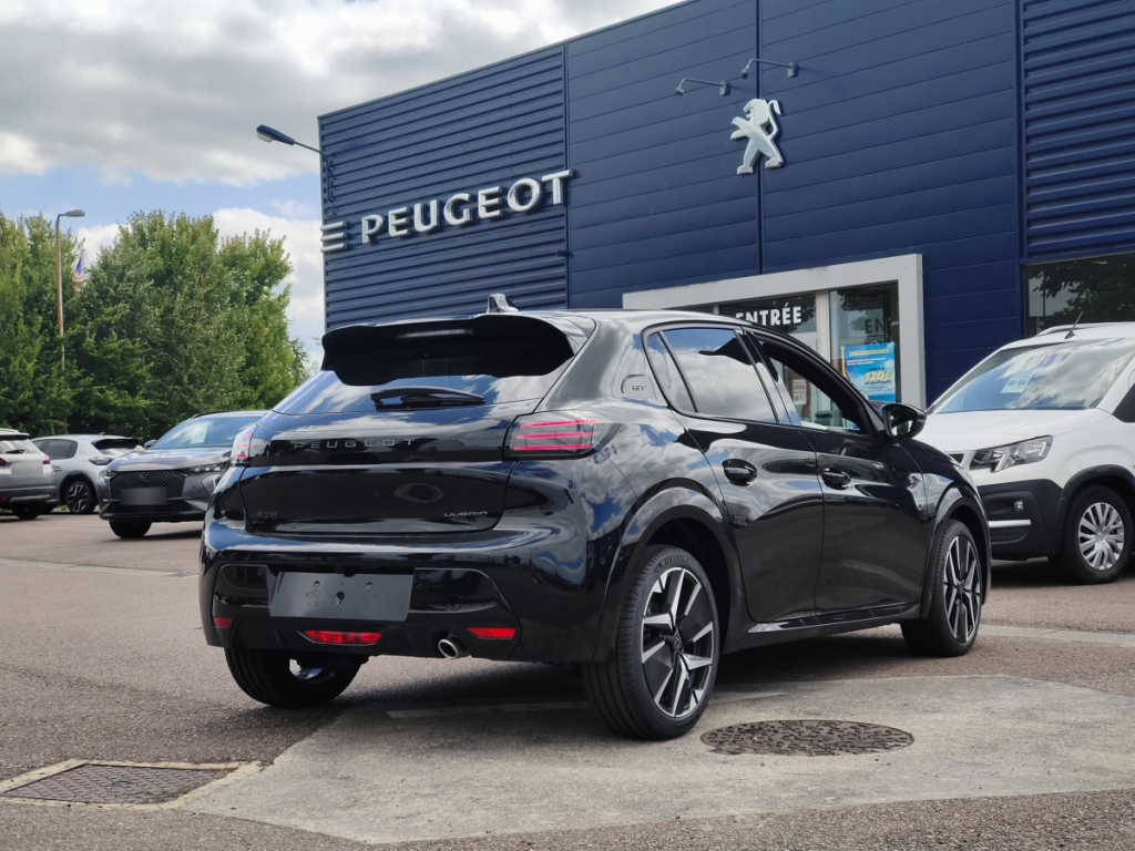 Peugeot 208 (2) Hybrid 110 e-DCS6 GT