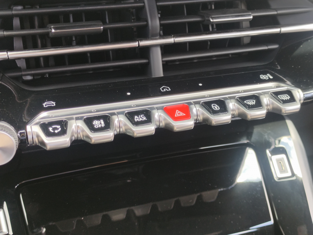 Peugeot 208 (2) Hybrid 110 e-DCS6 GT