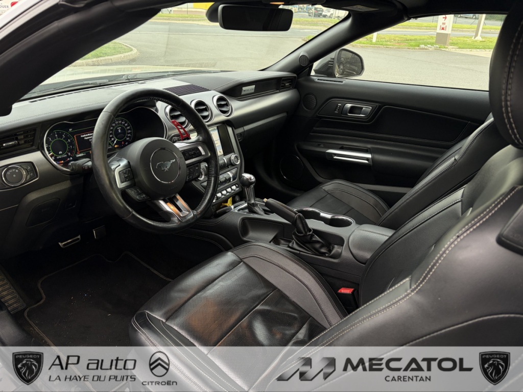 Ford Mustang (6) 5.0 Ti-VCT V8 Convertible GT