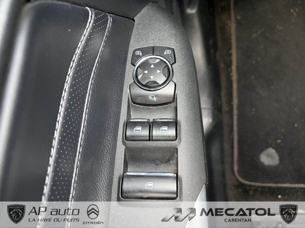 Ford Mustang (6) 5.0 Ti-VCT V8 Convertible GT