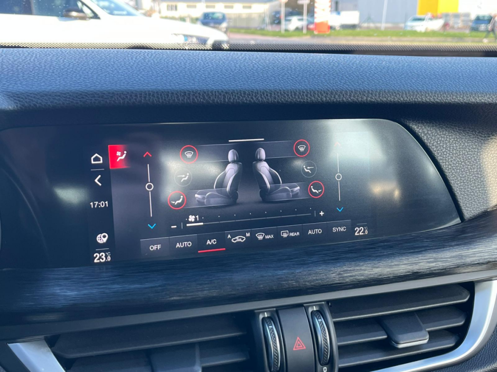 Alfa Romeo Stelvio 2.1 TD 160 AT8 Sprint 5 portes  (janv. 2023) (co2 153)