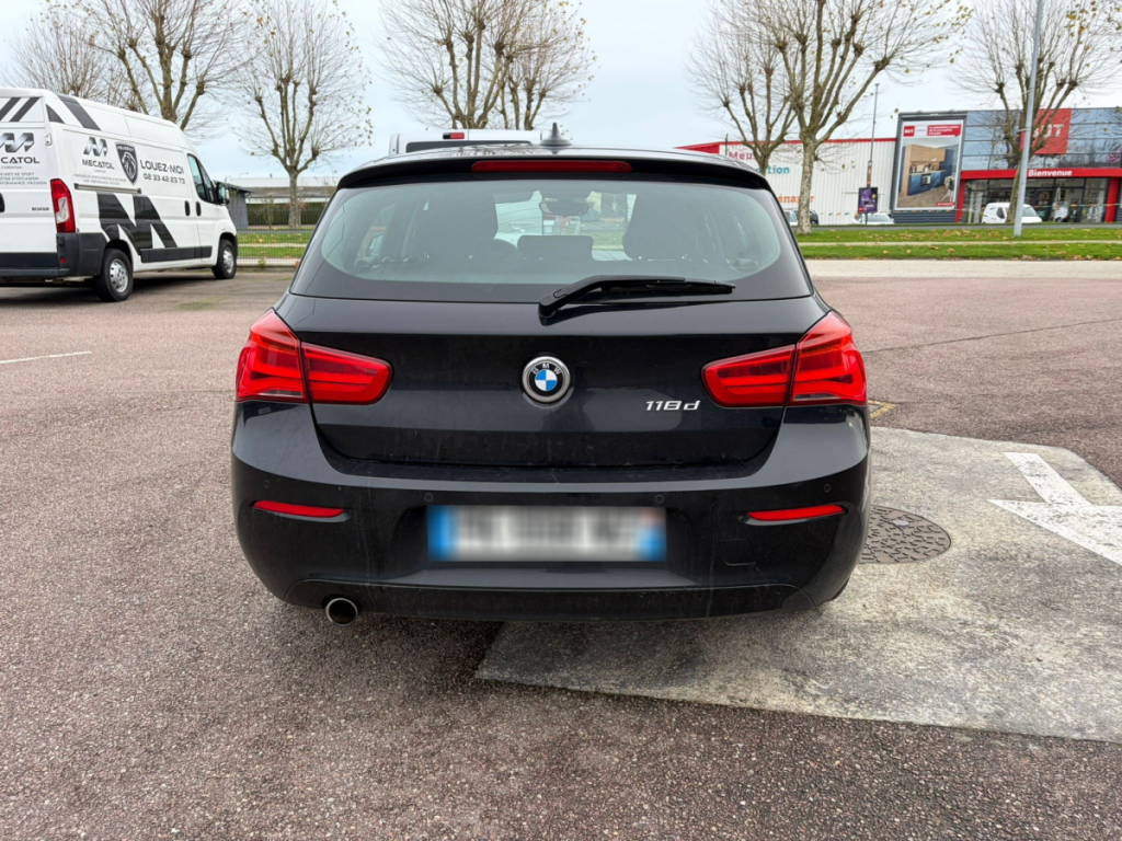 Bmw Série 1 (2) 116d BVA8 Business Design