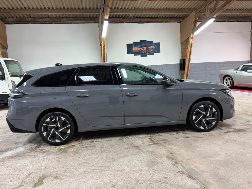 Peugeot 308 SW (3) Hybrid 145 e-DCS6 ALLURE