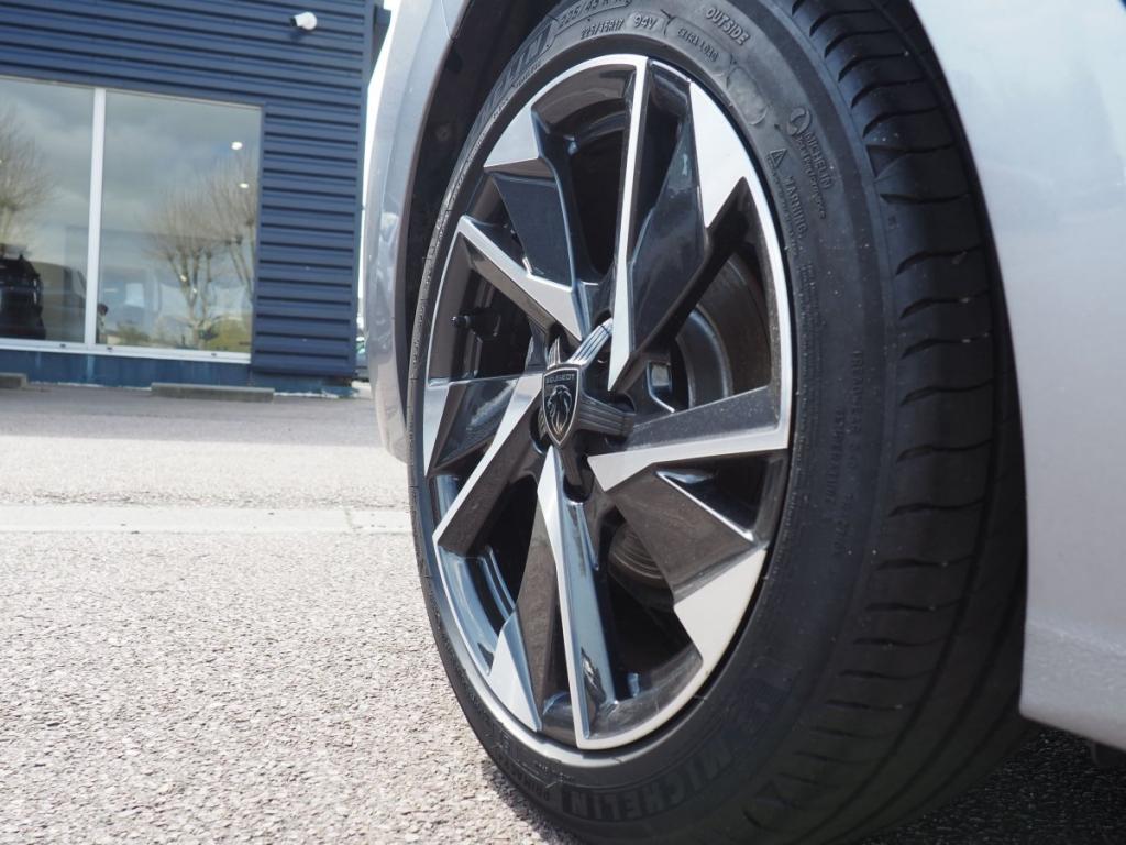 Peugeot 308 (3) BlueHDI 130 AUTO8 ALLURE PACK