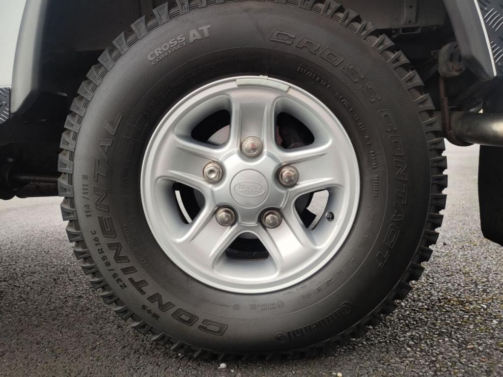 Land Rover Defender 90 Soft top Mark III