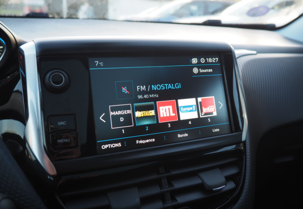 Peugeot 2008 Puretech 130 S&S EAT6 CROSSWAY