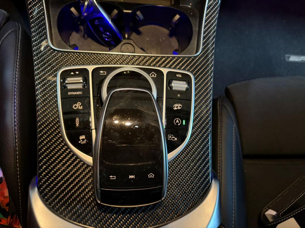 Mercedes Classe C Coupe (4) MERCEDES-AMG C 63