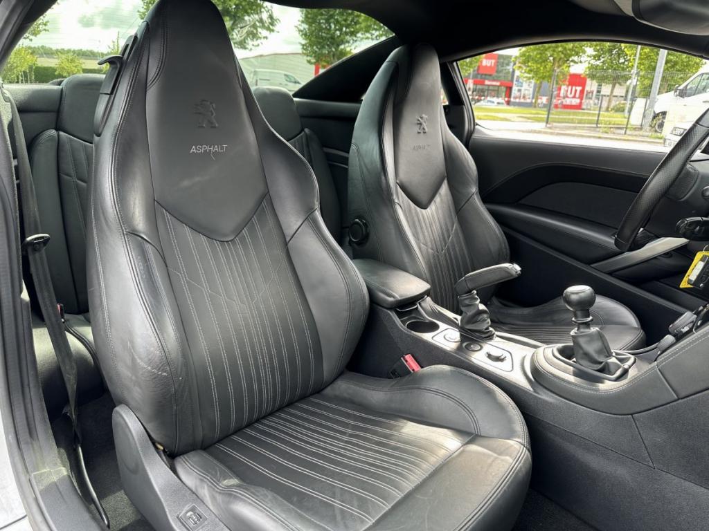 Peugeot RCZ 1.6 THP 200 ASPHALT 2 portes Coupé (Jul 2011) (co2 155)