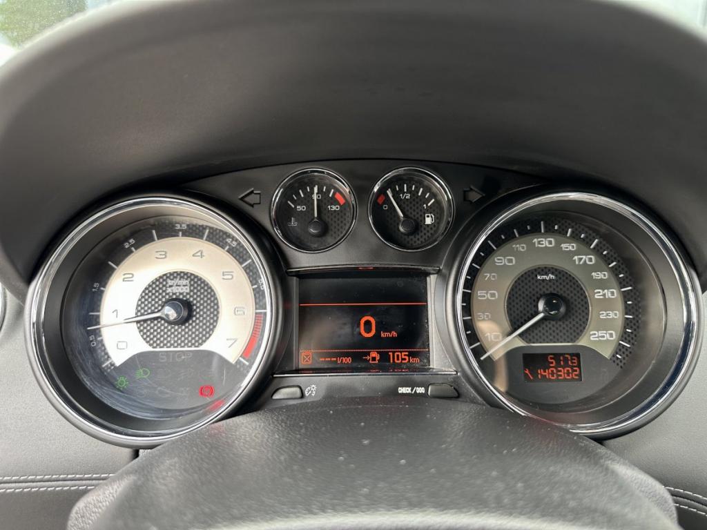 Peugeot RCZ 1.6 THP 200 ASPHALT 2 portes Coupé (Jul 2011) (co2 155)