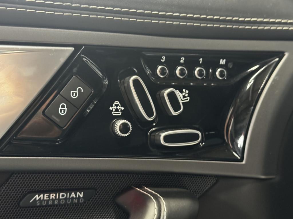 Jaguar F-Type 5.0 V8 R AUTO AWD