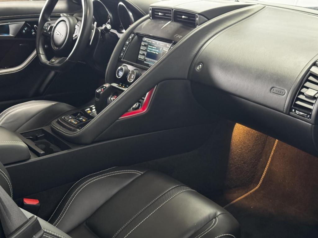 Jaguar F-Type 5.0 V8 R AUTO AWD