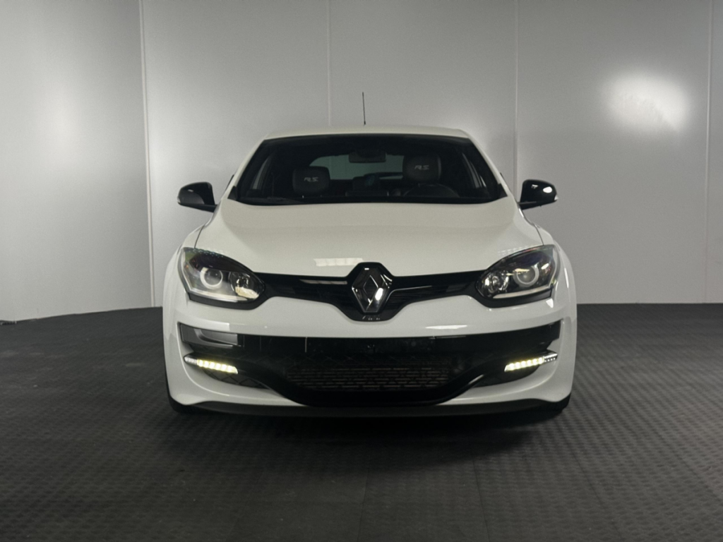 Renault Mégane Coupé Renault Sport (3) R.S. 2.0T 275 S&S E6 sans plomb 95 3 portes Coupé (oct. 20