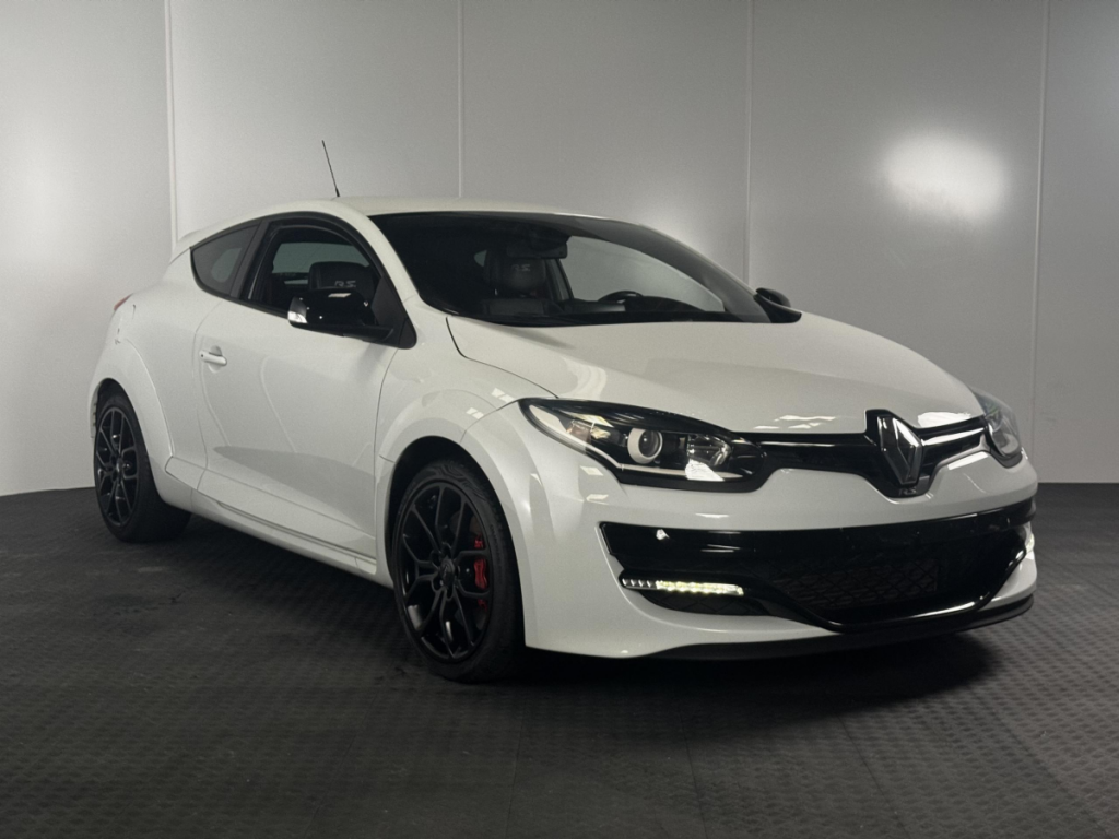 Renault Mégane Coupé Renault Sport (3) R.S. 2.0T 275 S&S E6 sans plomb 95 3 portes Coupé (oct. 20
