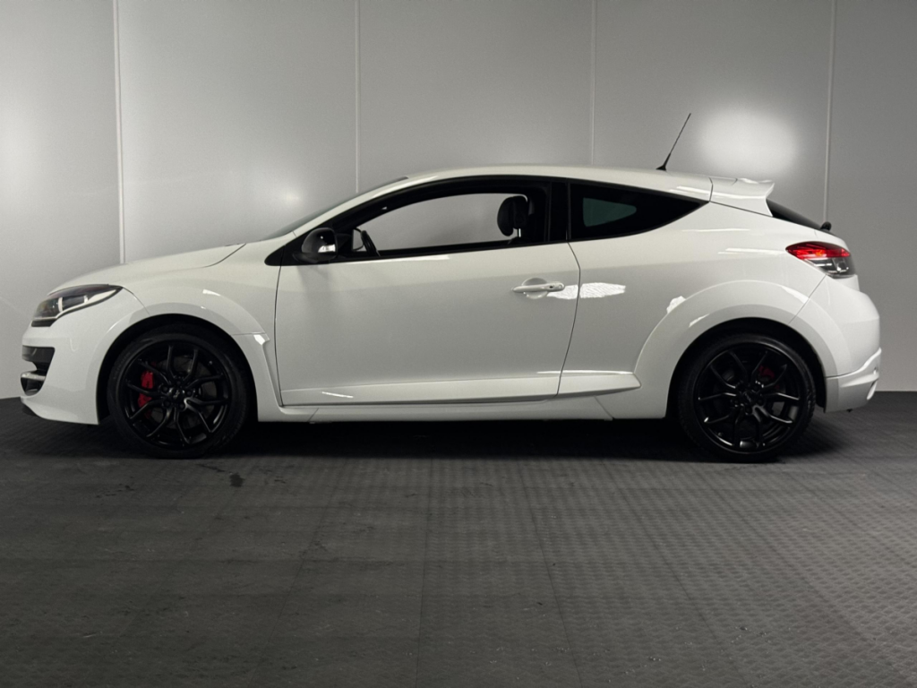 Renault Mégane Coupé Renault Sport (3) R.S. 2.0T 275 S&S E6 sans plomb 95 3 portes Coupé (oct. 20