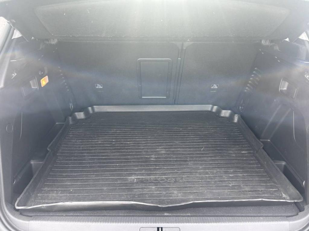 Peugeot 3008 (2) Puretech 130 S&S ALLURE