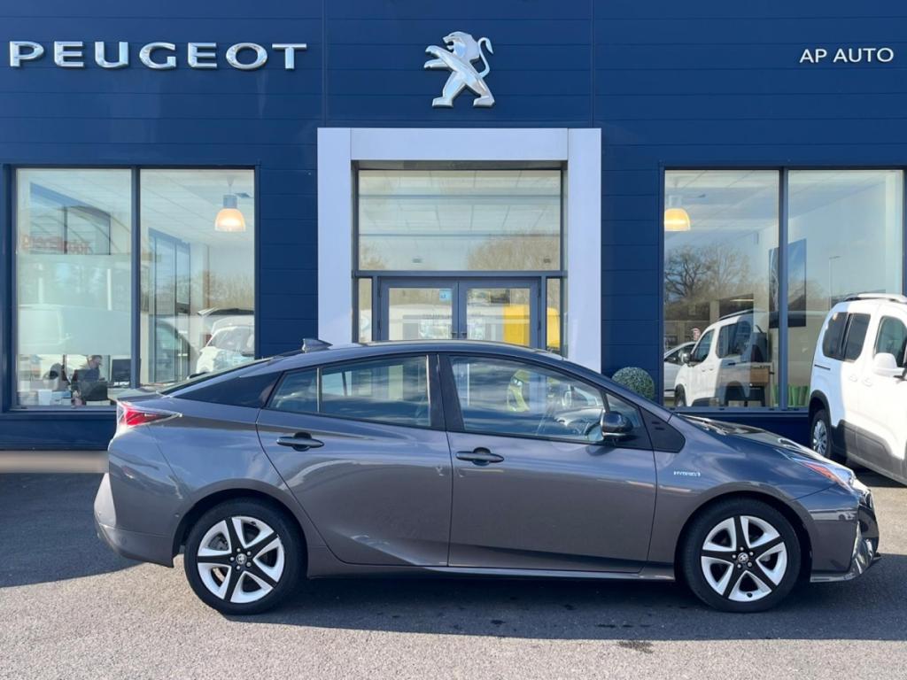 Toyota Prius (4) Lounge