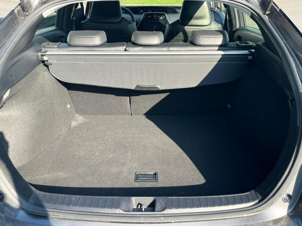 Toyota Prius (4) Lounge