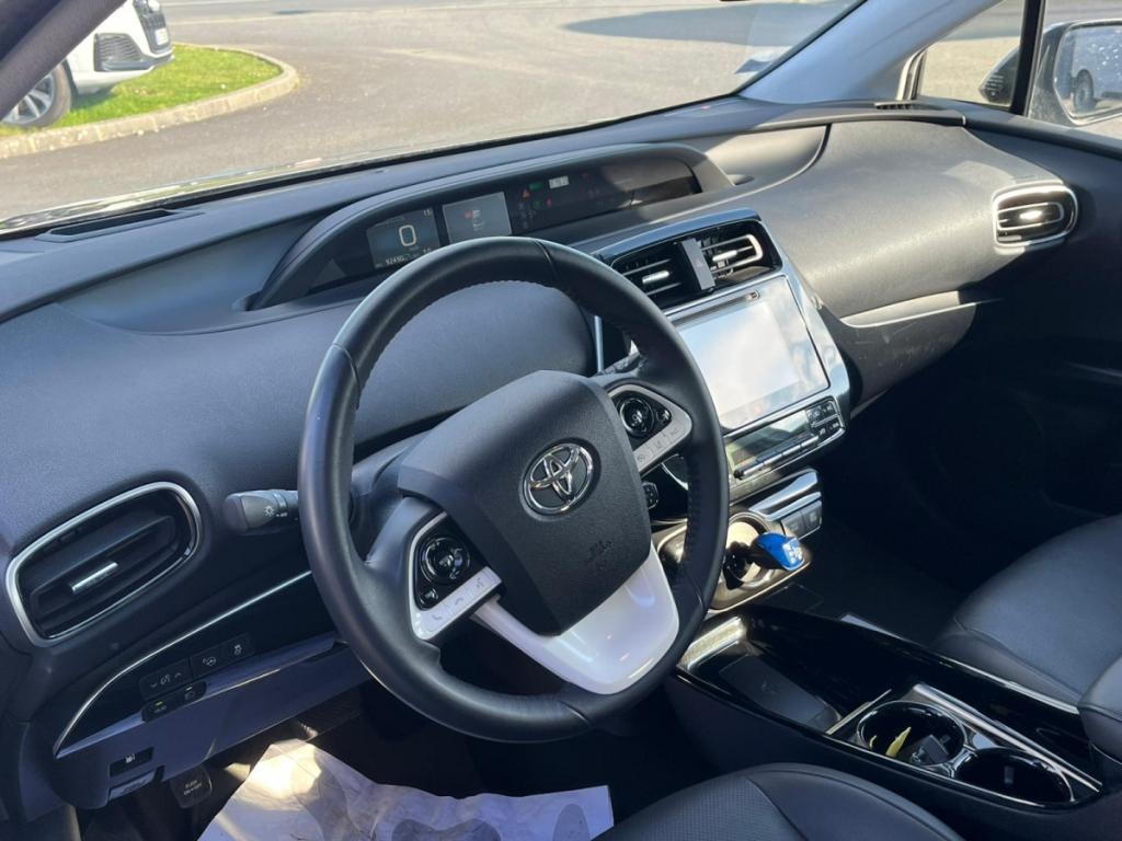 Toyota Prius (4) Lounge