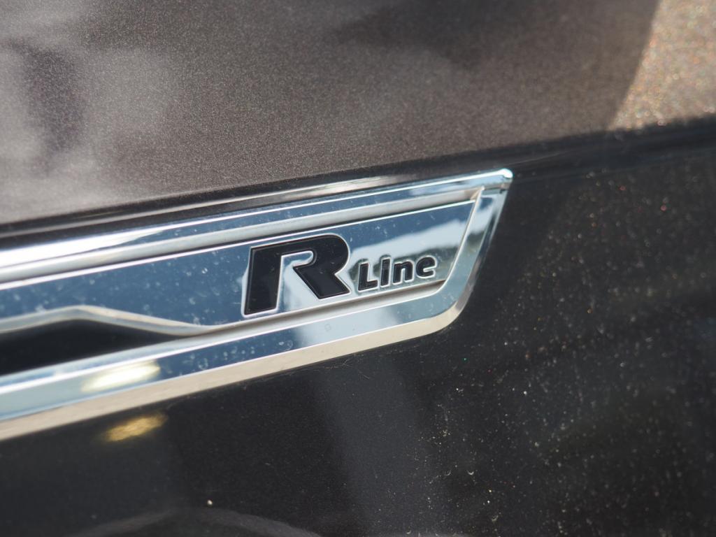 Volkswagen Touareg (3) 3.0 V6 TDI 286 4WD R-LINE EXCLUSIVE AUTO