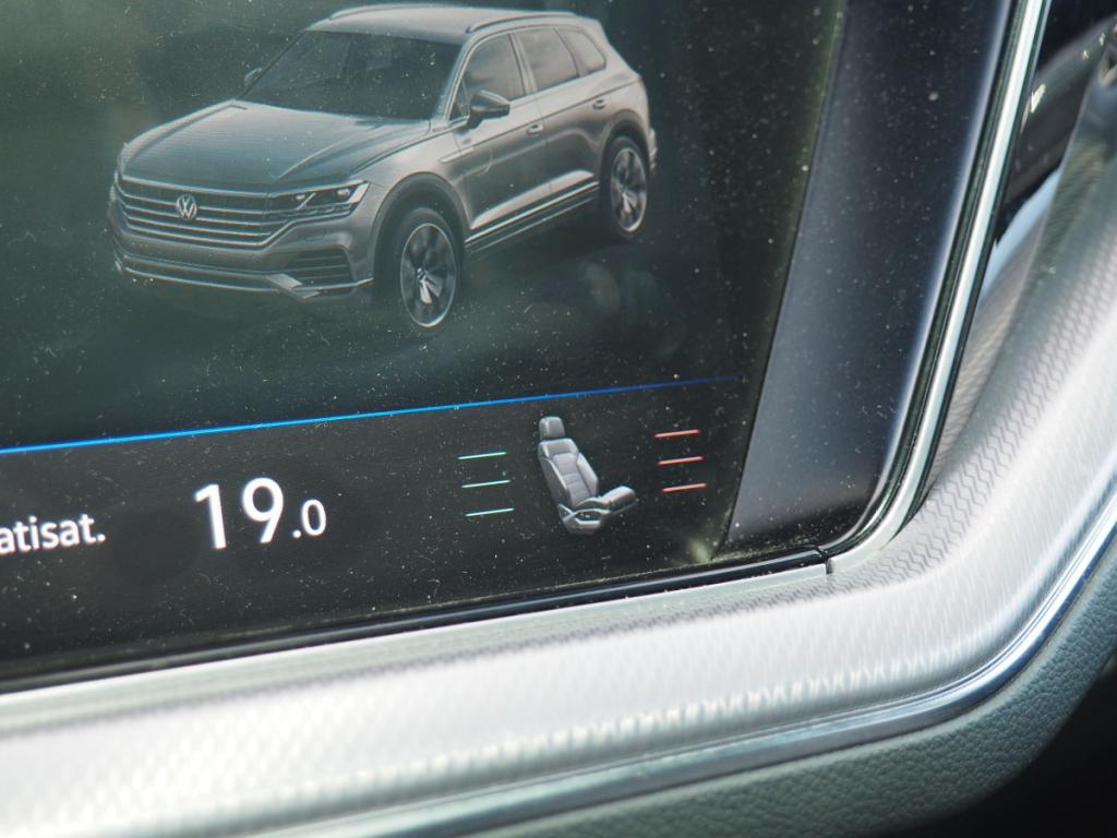 Volkswagen Touareg (3) 3.0 V6 TDI 286 4WD R-LINE EXCLUSIVE AUTO