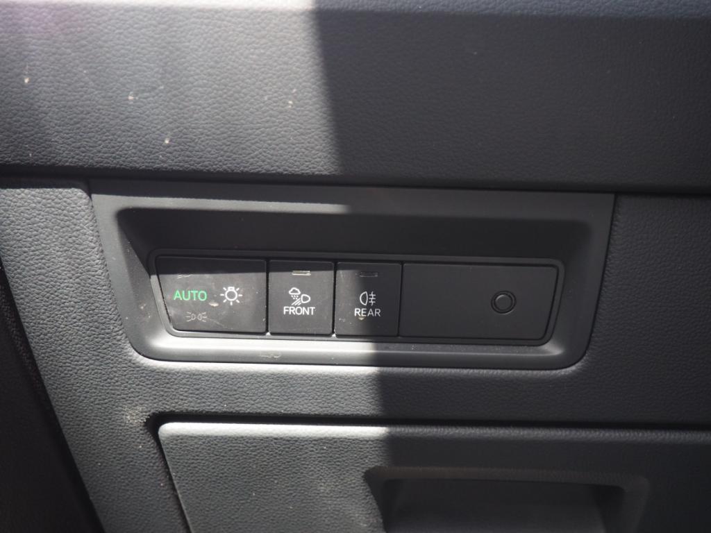 Volkswagen Touareg (3) 3.0 V6 TDI 286 4WD R-LINE EXCLUSIVE AUTO