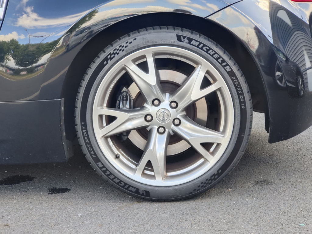 Nissan 370Z 3.7 V6 328 Pack